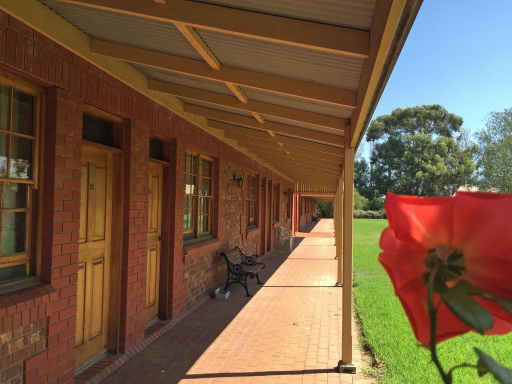 Coonawarra Place Motor Inn Kültér fotó