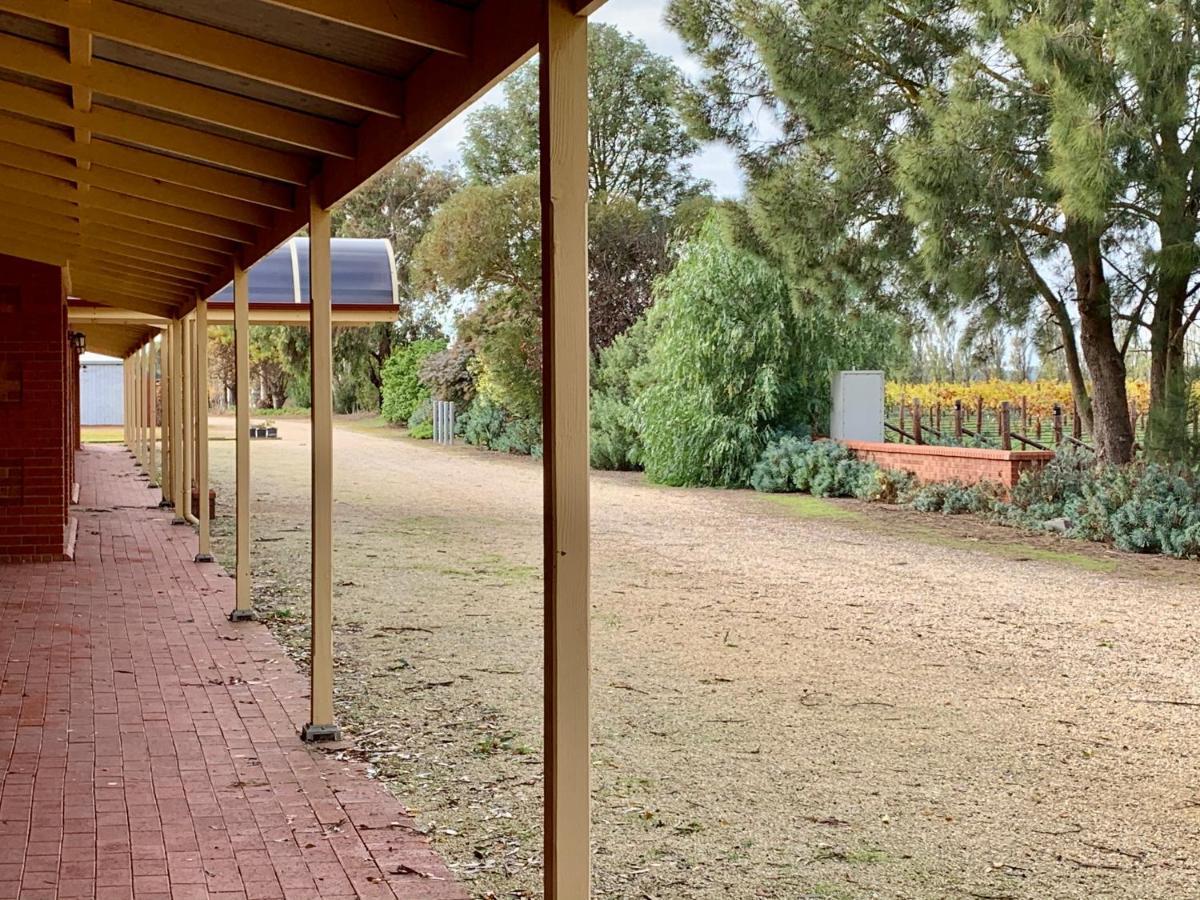 Coonawarra Place Motor Inn Kültér fotó
